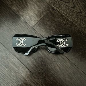 Authentic Vintage Chanel Black Sunglasses Glasses